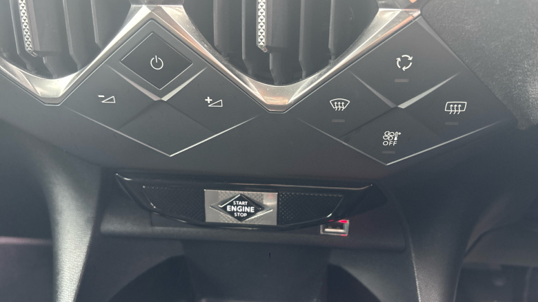 DS 3 Crossback 1.2 PureTech 130 Performance Line 5dr EAT8 Petrol 